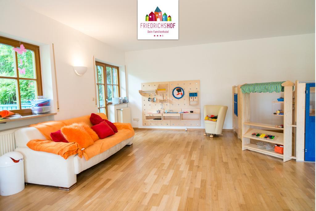 Obertrubach Familienhotel Friedrichshof מראה חיצוני תמונה